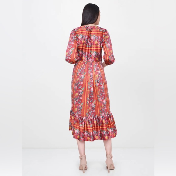 Printed beautiful dress(Size-12/US-8) - Picture 2 of 3